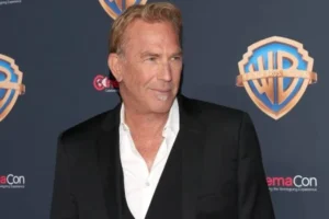5 minutes ago: Kevin Costner officially confirmed that… — Hollywood stunned by the unexpected announcement